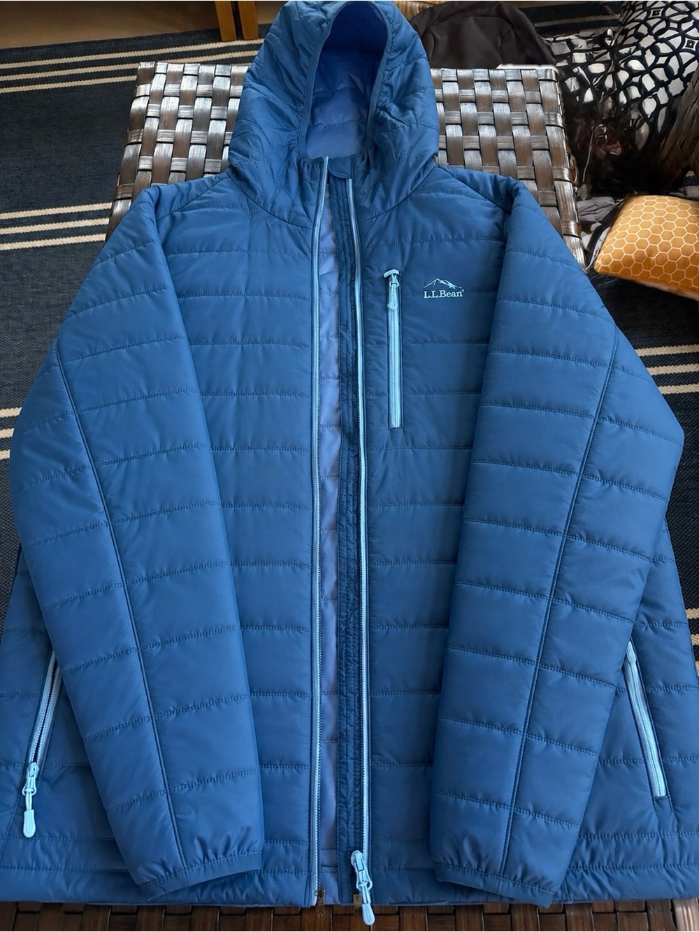 L.L. Bean Womens Royal Blue Quilted Hooded Puffer Jacket